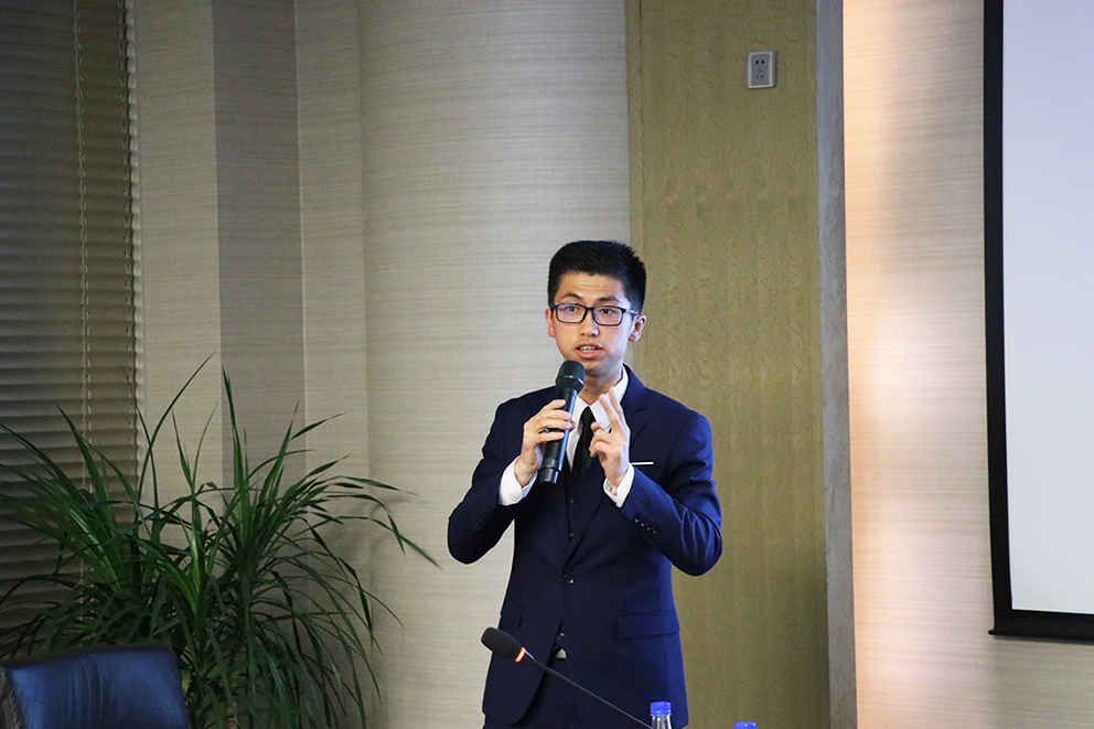 IMG_4349.jpg IMG_4349.jpg