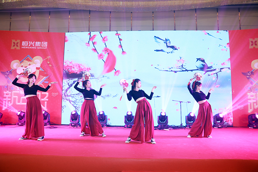 STAR2708.jpg STAR2708.jpg