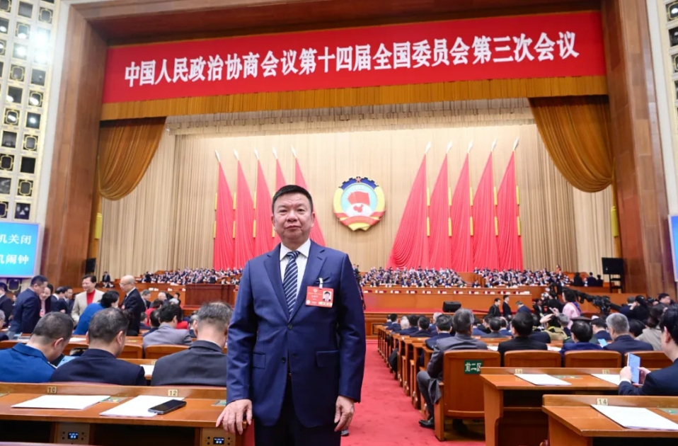 6387722217639148331765878